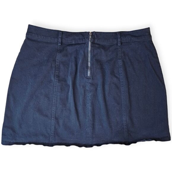 🌼4/$30 Forever 21 Black Lace Up Mini Skirt 2x - Picture 2 of 5